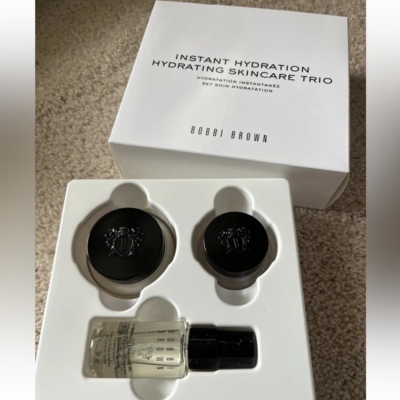 🆕 Bobbi Brown Instant Hydrating Skincare Trio - Picture 1 of 3